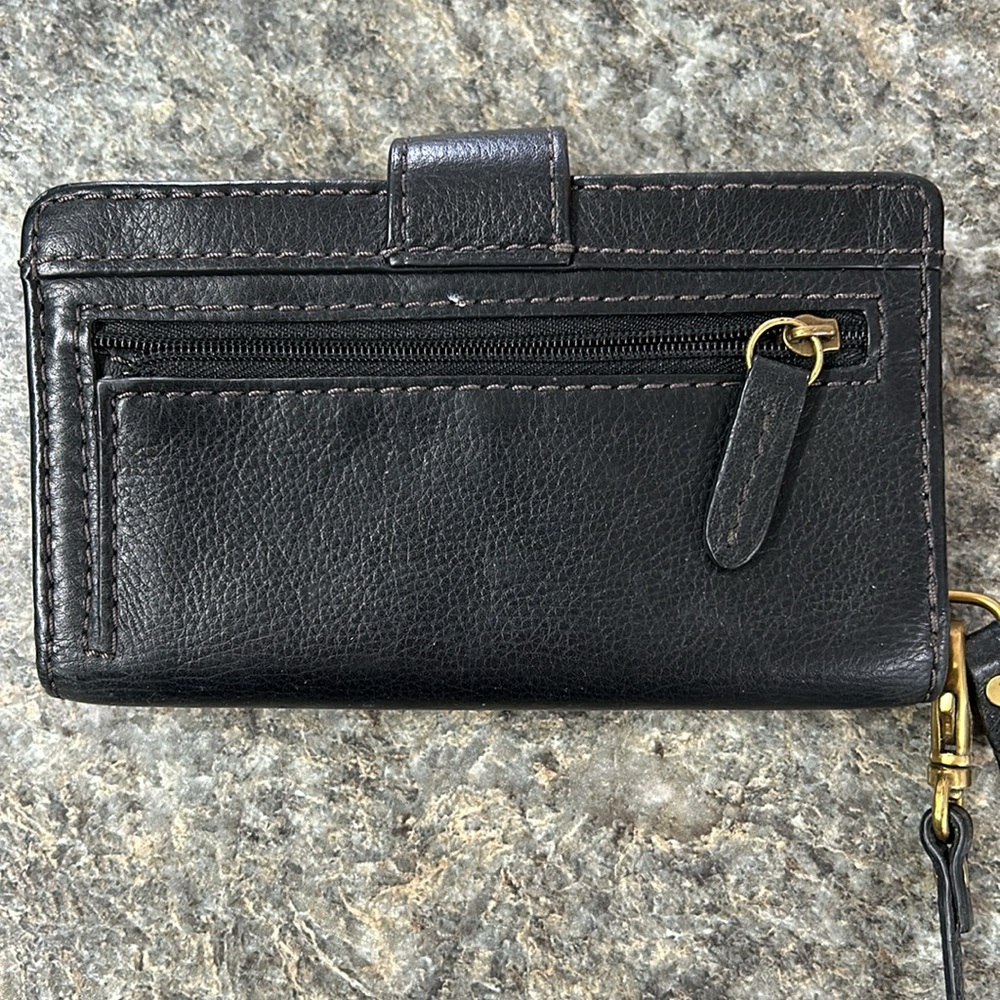 Fossil Strap Wallet - Picture 2 of 7